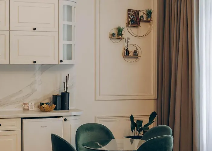 Apartment стара *