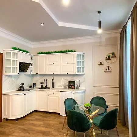 Apartment стара *